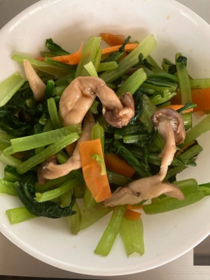 ごま油の香りがしてご飯が進みました。