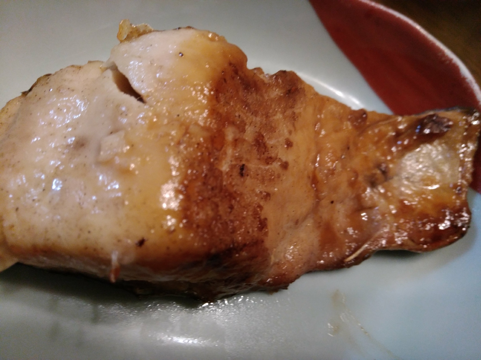 香ばしいサーモンのバター醤油ソテー