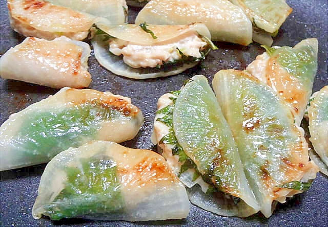 鶏ひき肉と大葉を挟んだ大根餃子 レシピ 作り方 By デラみーやん 楽天レシピ
