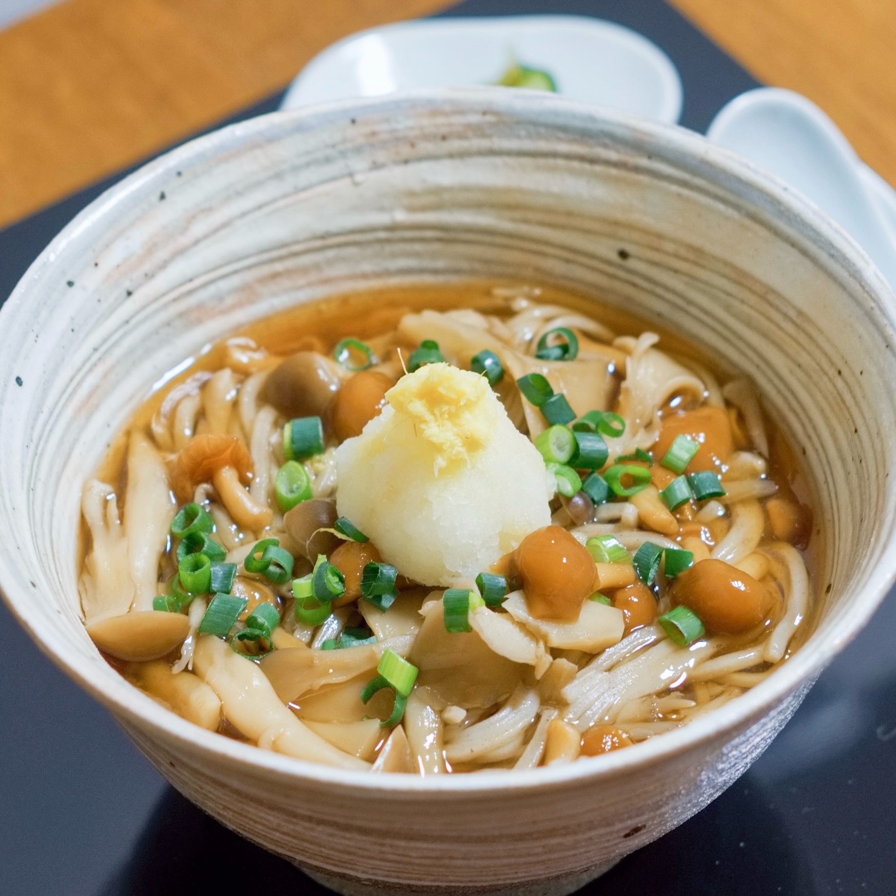 きのこのおろしあんかけそば【和食・主食】