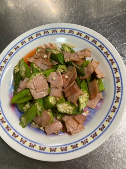 オクラとハム炒め