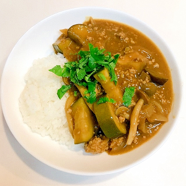 茄子とズッキーニとひき肉の☆ゴロゴロカレーライス