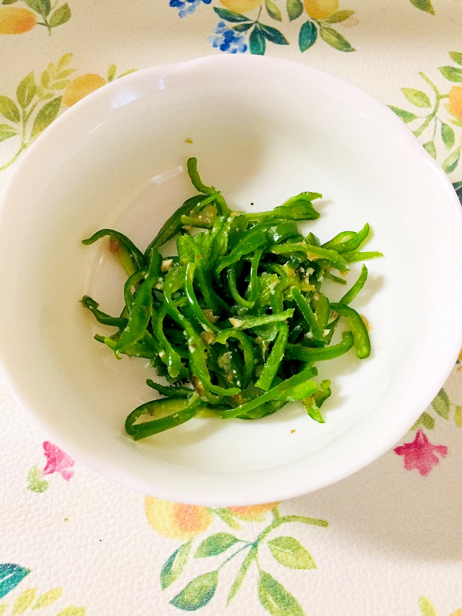 ピーマンの胡麻味噌和え