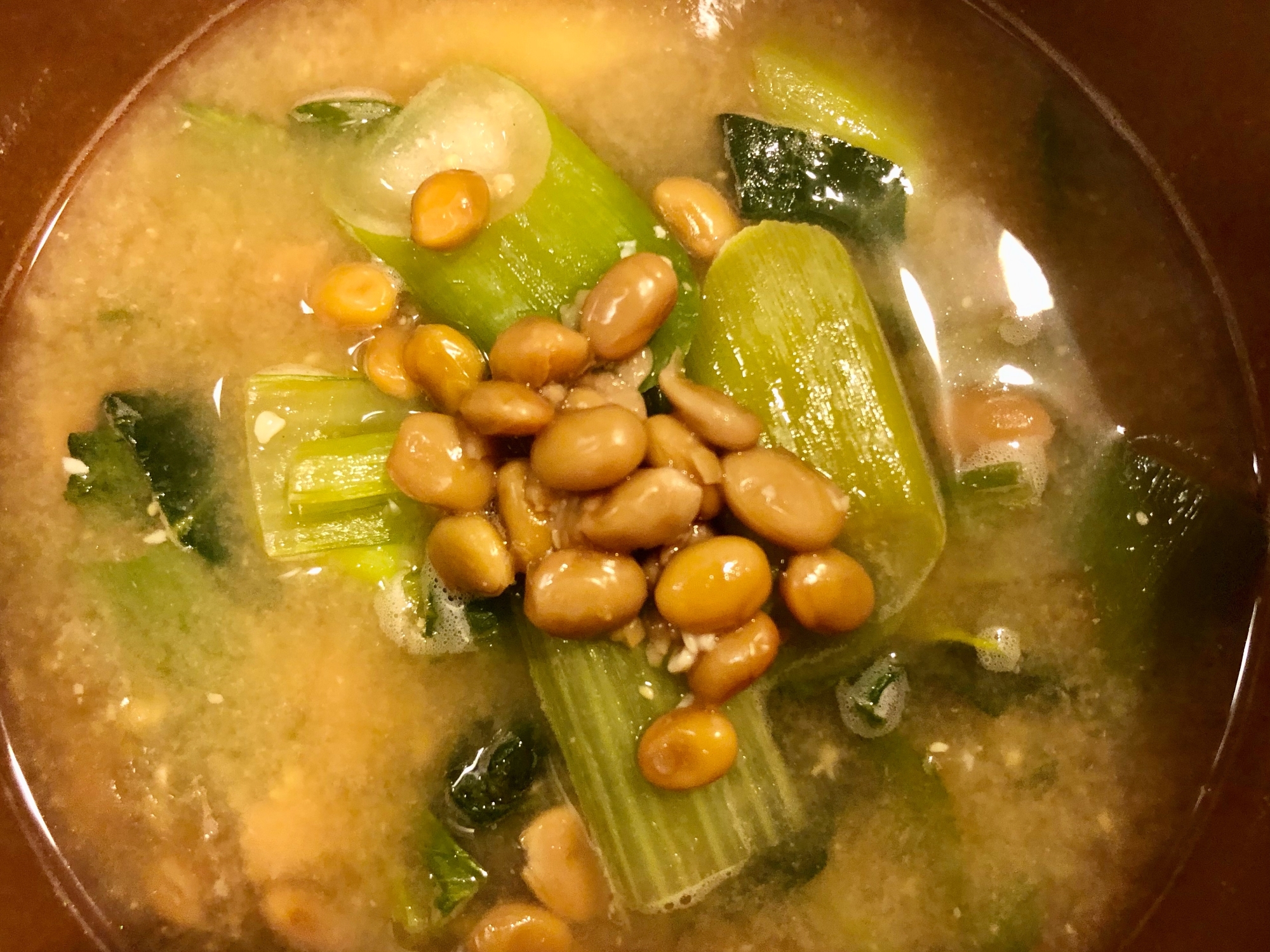 野菜たっぷり♫小松菜とネギと納豆の栄養満点お味噌汁