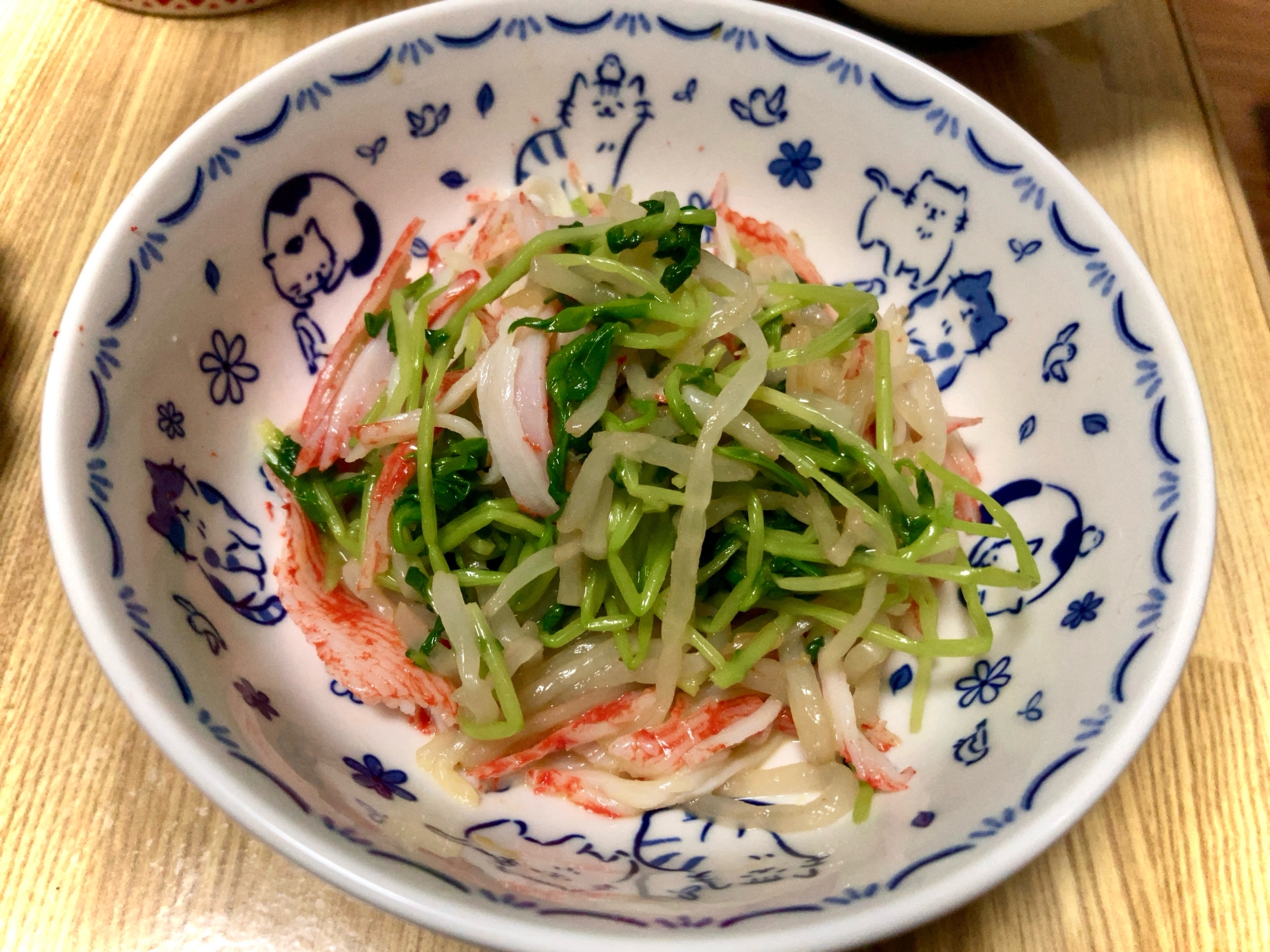 ご飯に合う!豆苗ともやしとカニカマ和え