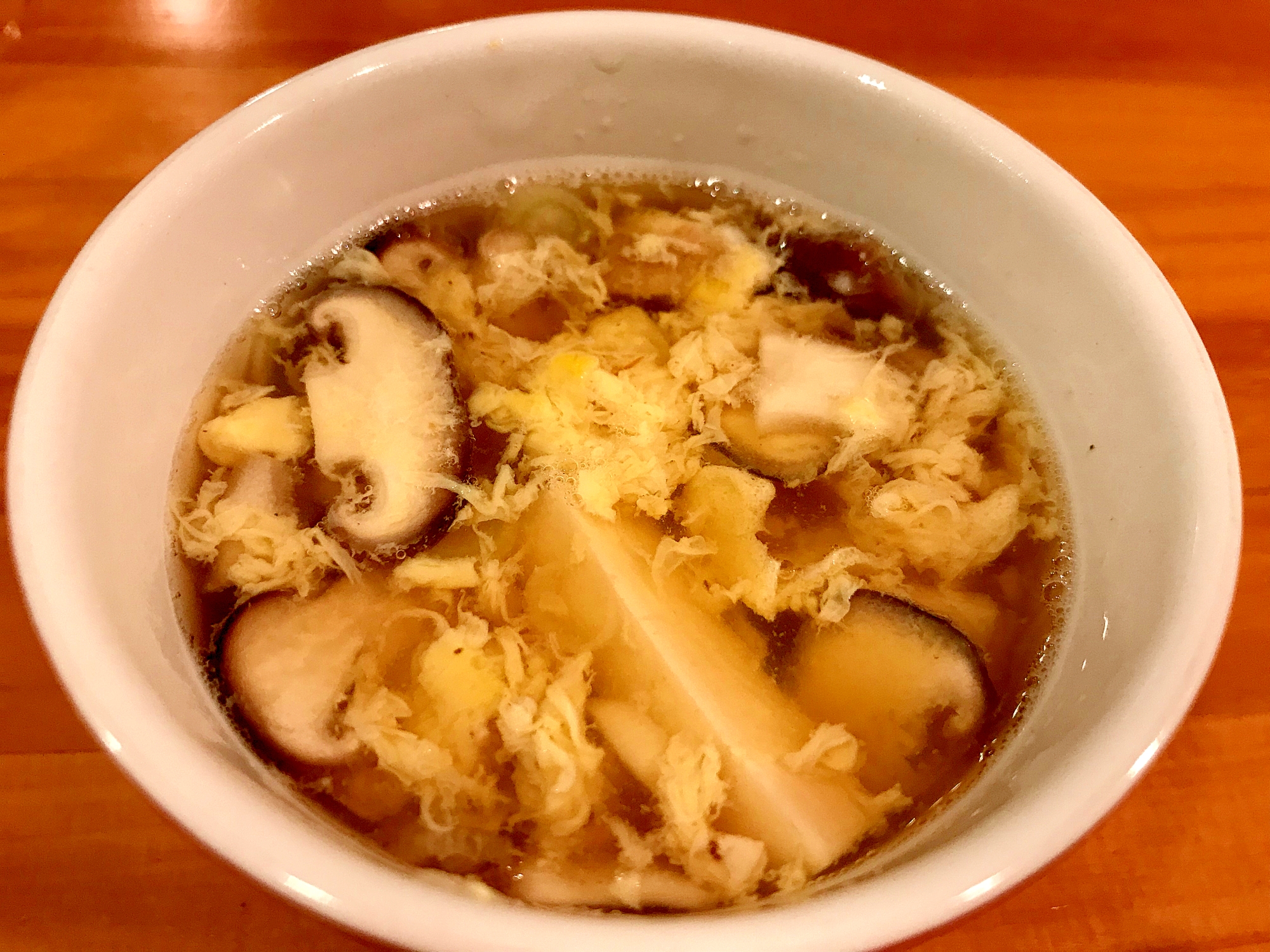 豆腐と椎茸のかき玉汁