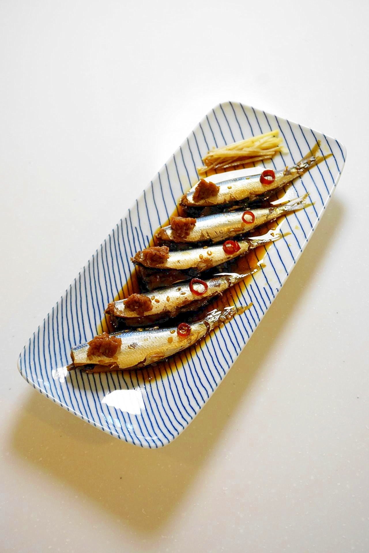 酢・梅干し効果で骨まで愛して！いわしの酢梅煮