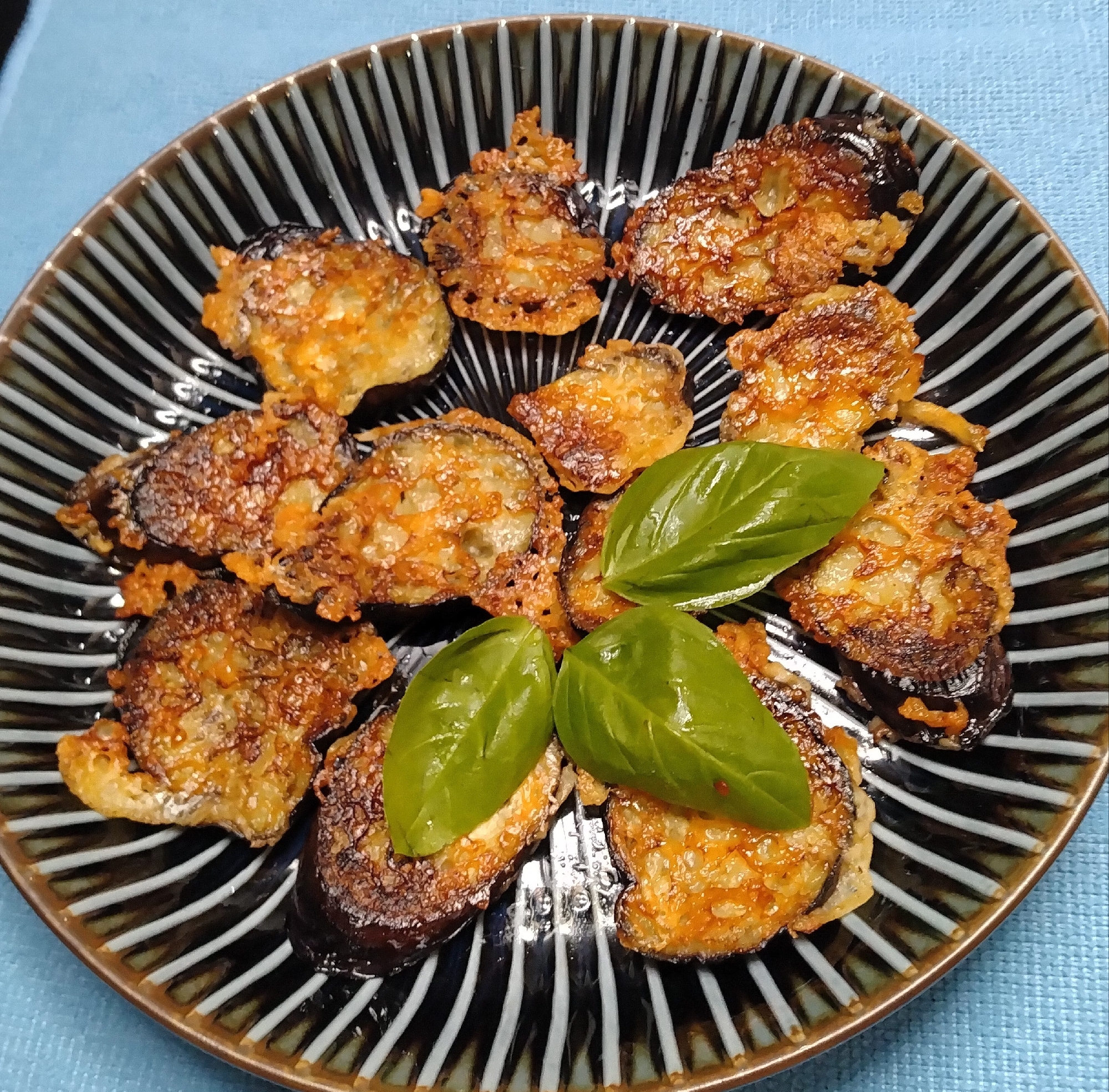 (簡単)❖ナスの簡単カリカリチーズ焼き❖