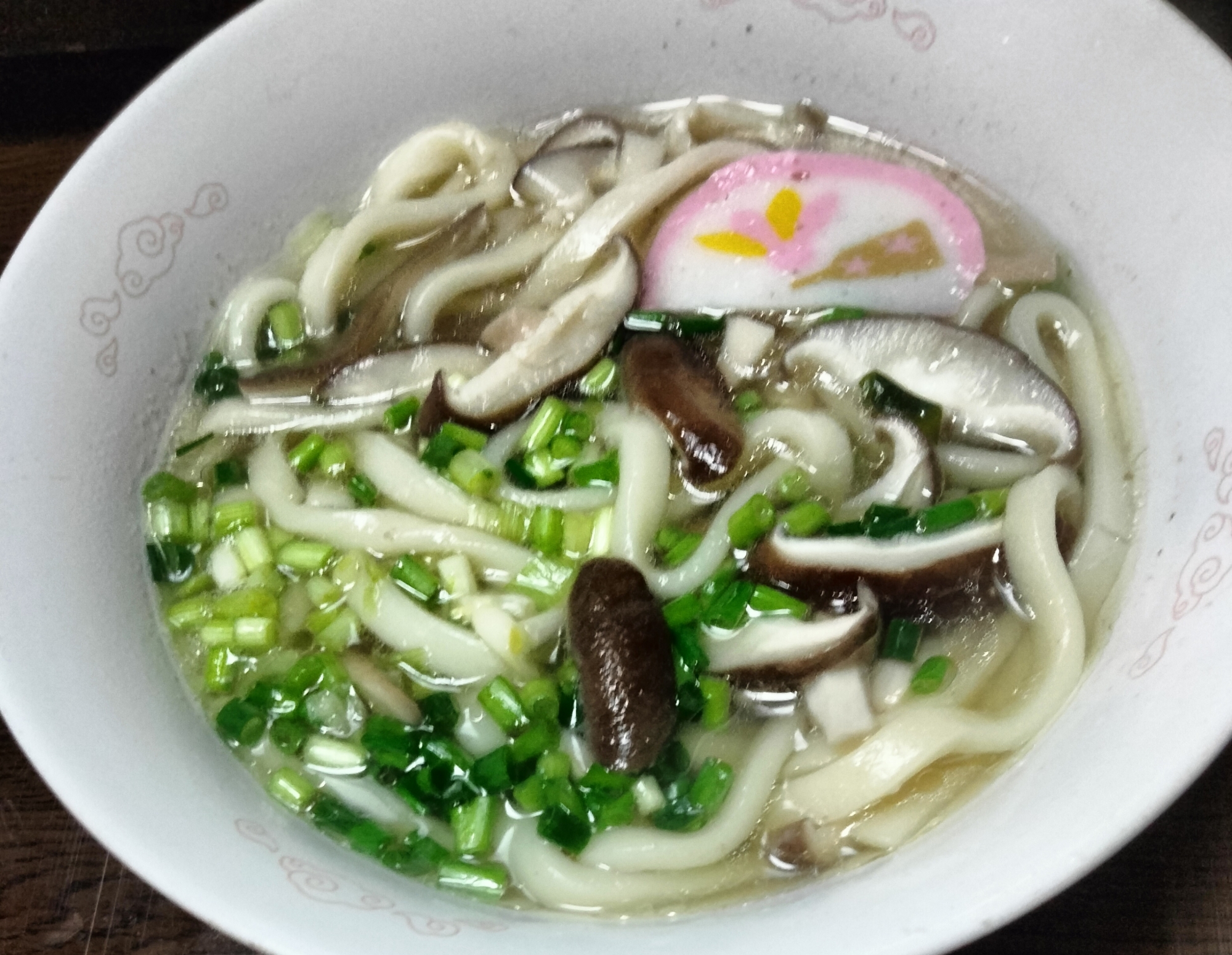 お鍋の残り汁で煮込みうどん 椎茸入れて
