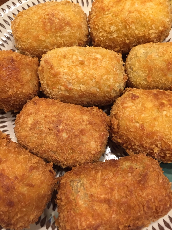 カレー風味で食欲UP‼️サクッとコロッケ