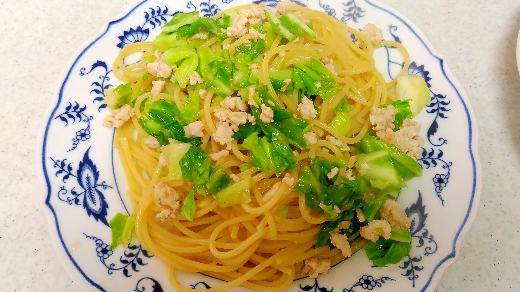 キャベツのぬか漬けの生姜パスタ