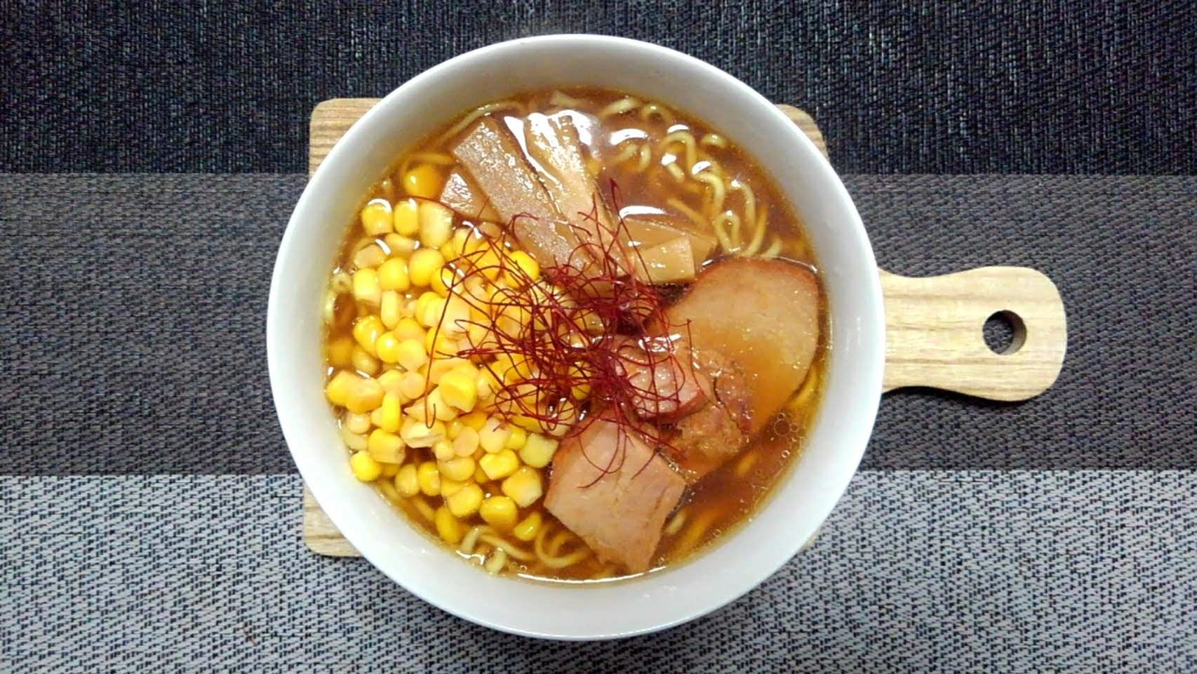 メンマと焼き豚▼´ω｀▼酒焼きコーンの醤油ラーメン