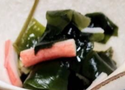 生わかめでᕷ* わかめとカニカマのナムルꕤ୭*