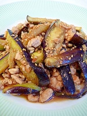 茄子と鶏そぼろの めんつゆ生姜炒め レシピ 作り方 By まめもにお 楽天レシピ