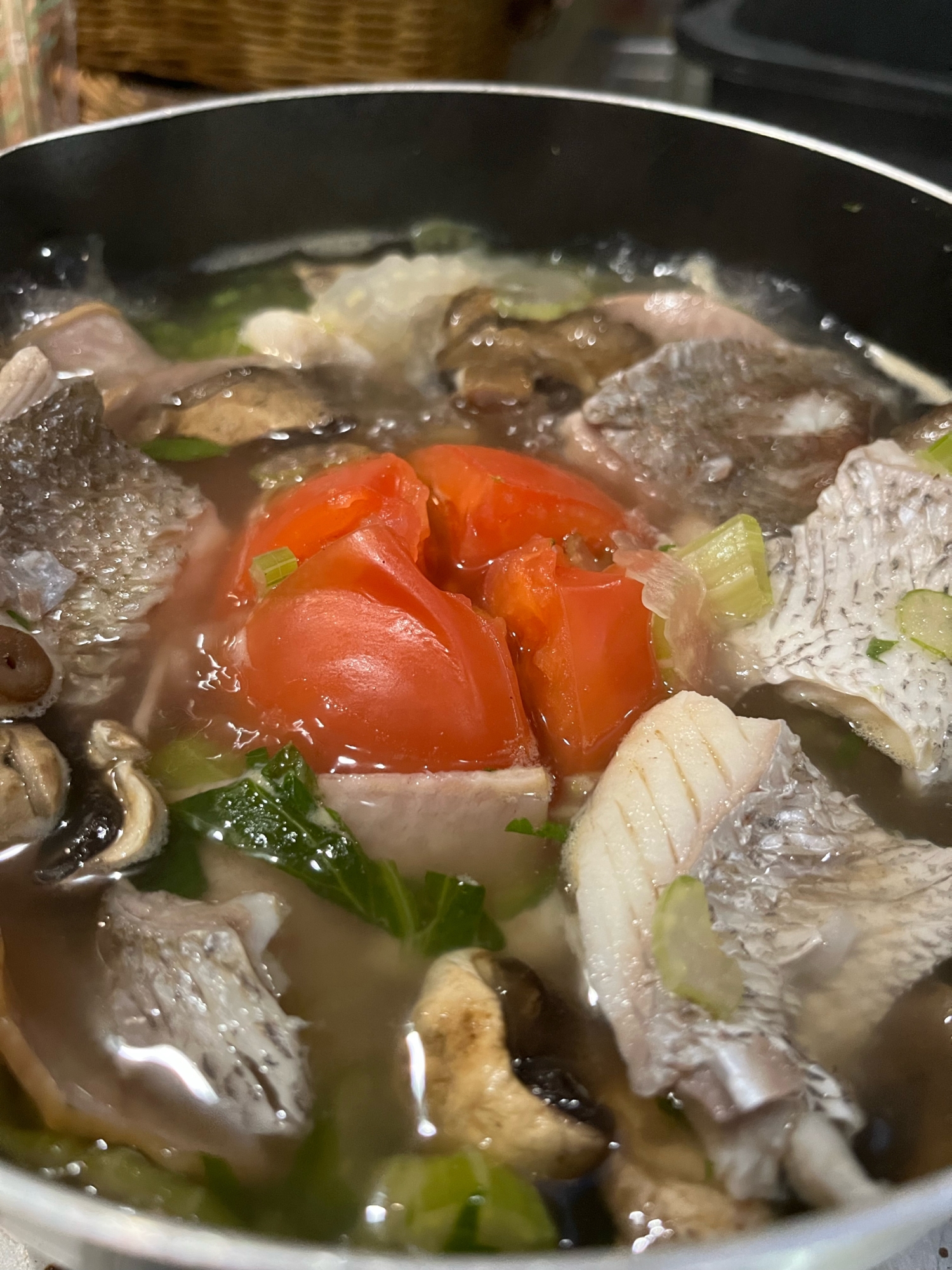 白身魚の簡単トマト鍋