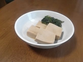 高野豆腐にだしの味がしみていてとってもおいしかったです。