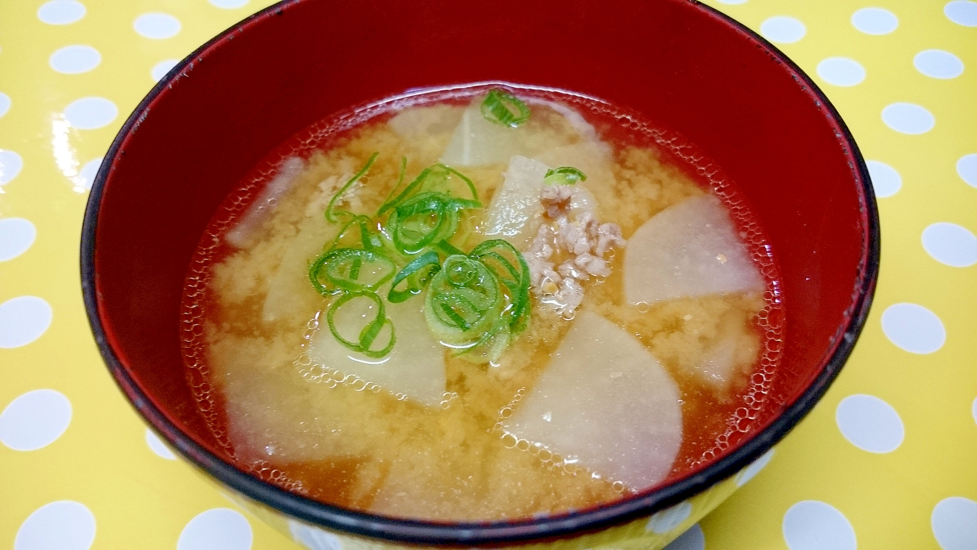 豚ひき肉＆大根の味噌汁