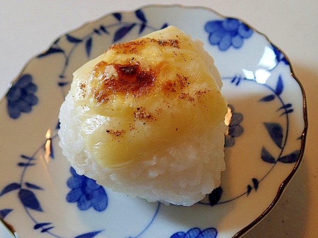 花椒塩香る　チ一マヨ焼きおにぎり