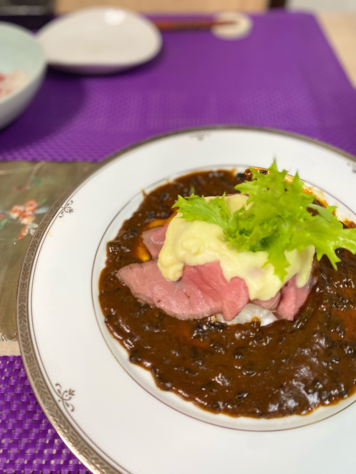 ごちそう⭐ローストビーフ卵ポテトクリームカレー