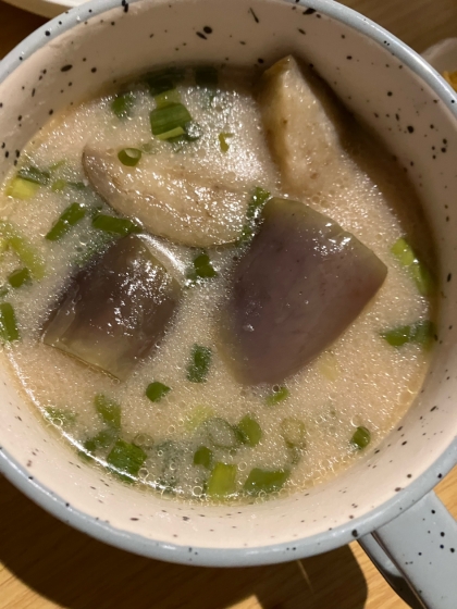 豆腐となすのお味噌汁