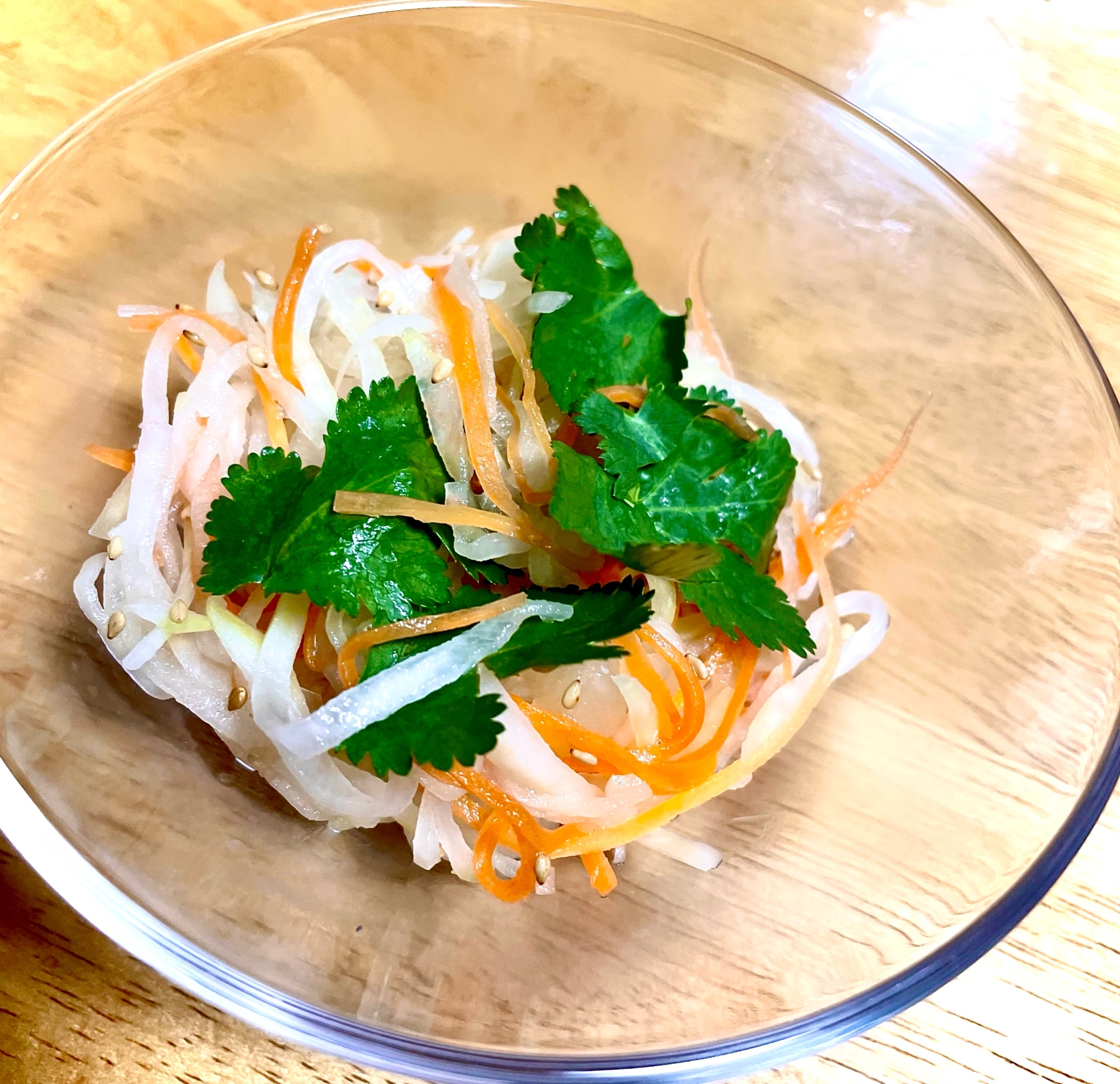 大根とにんじんのさっぱりアジアンサラダ