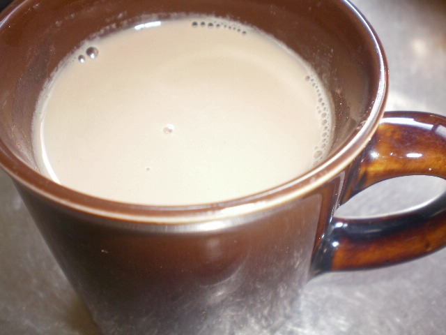 牛乳と豆乳のキャラメルコーヒー