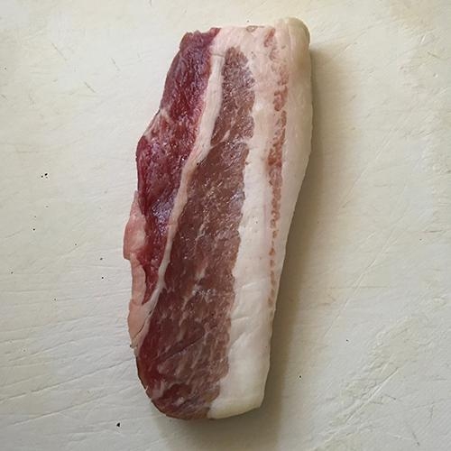 豚バラ肉の塩漬け