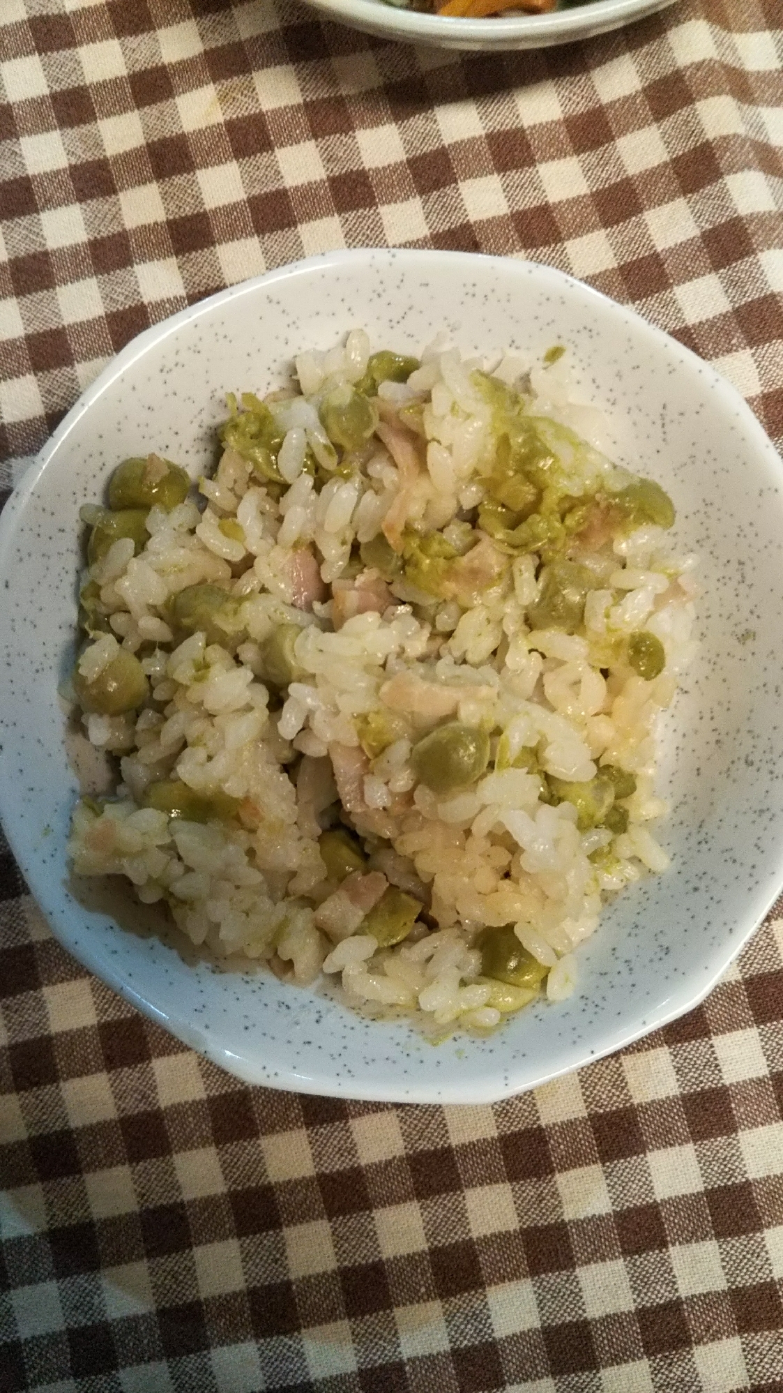 ベーコン入り豆ごはん