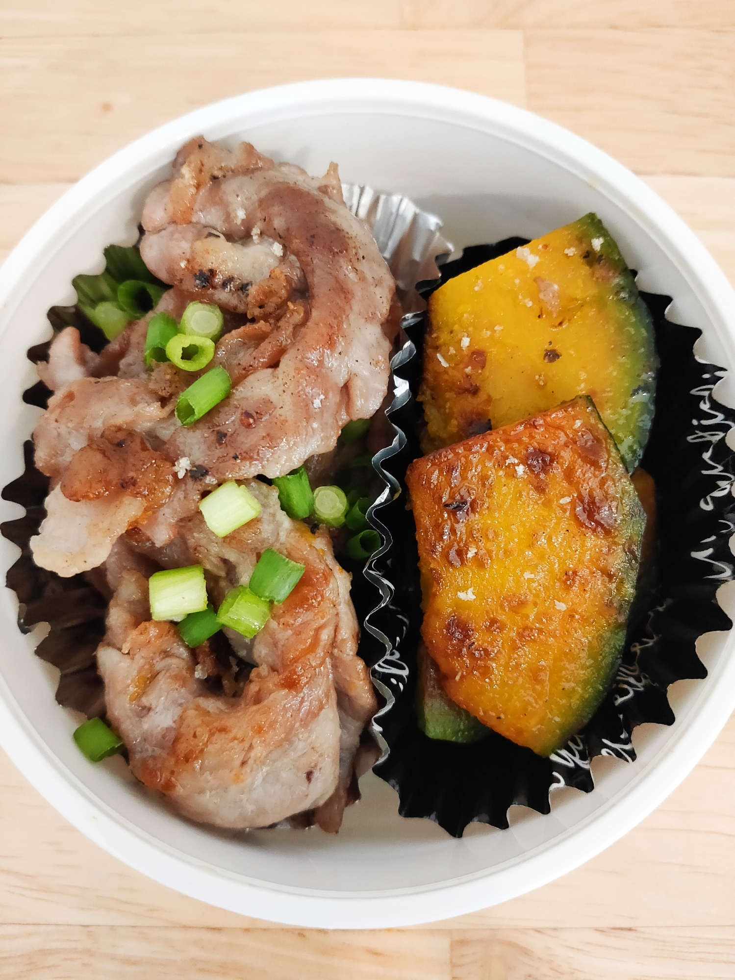 お弁当おかず 豚肉 かぼちゃのクレイジーソルト焼き レシピ 作り方 By みんとa 楽天レシピ お弁当おかず 豚肉 かぼちゃのクレイジーソルト焼き レシピ 作り方 By みんとa 楽天レシピ