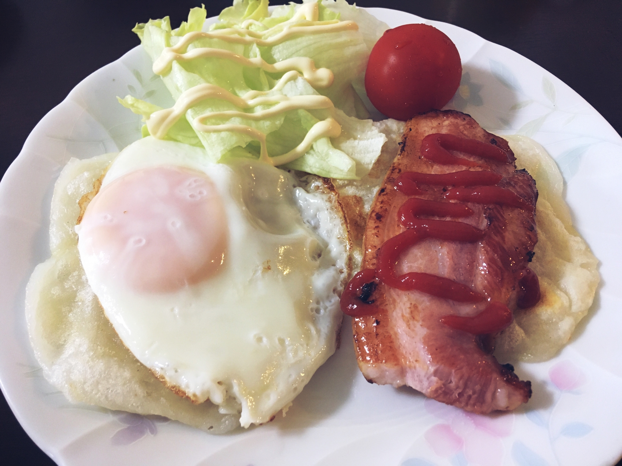 ボリューム満点！！おもちでライスバーガー風