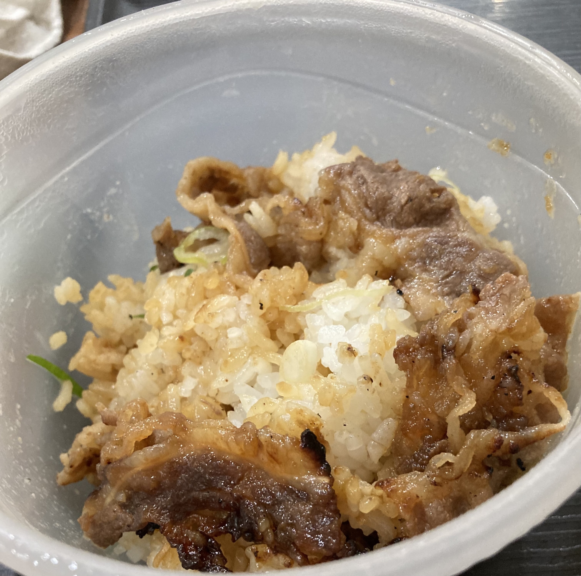 美味しいニンニク風味焼き肉丼