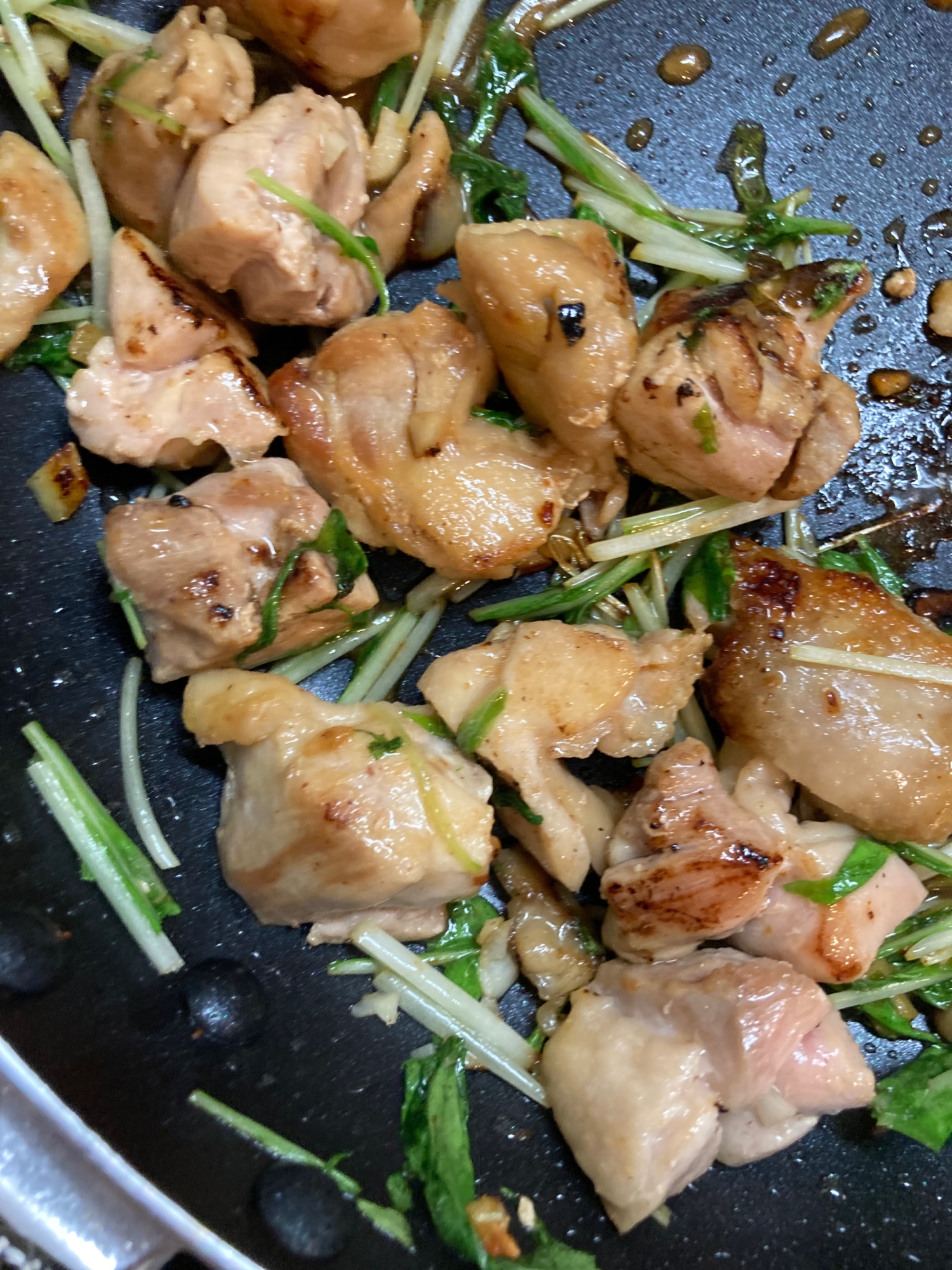 鶏モモと水菜のガーリックポン酢炒め