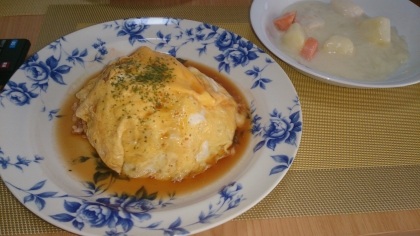 このソース、お手軽な材料で簡単にできるのに、すごく美味しくてありがたいです!!!あまり美味しいって言わない主人が美味しいって言ってくれました♪