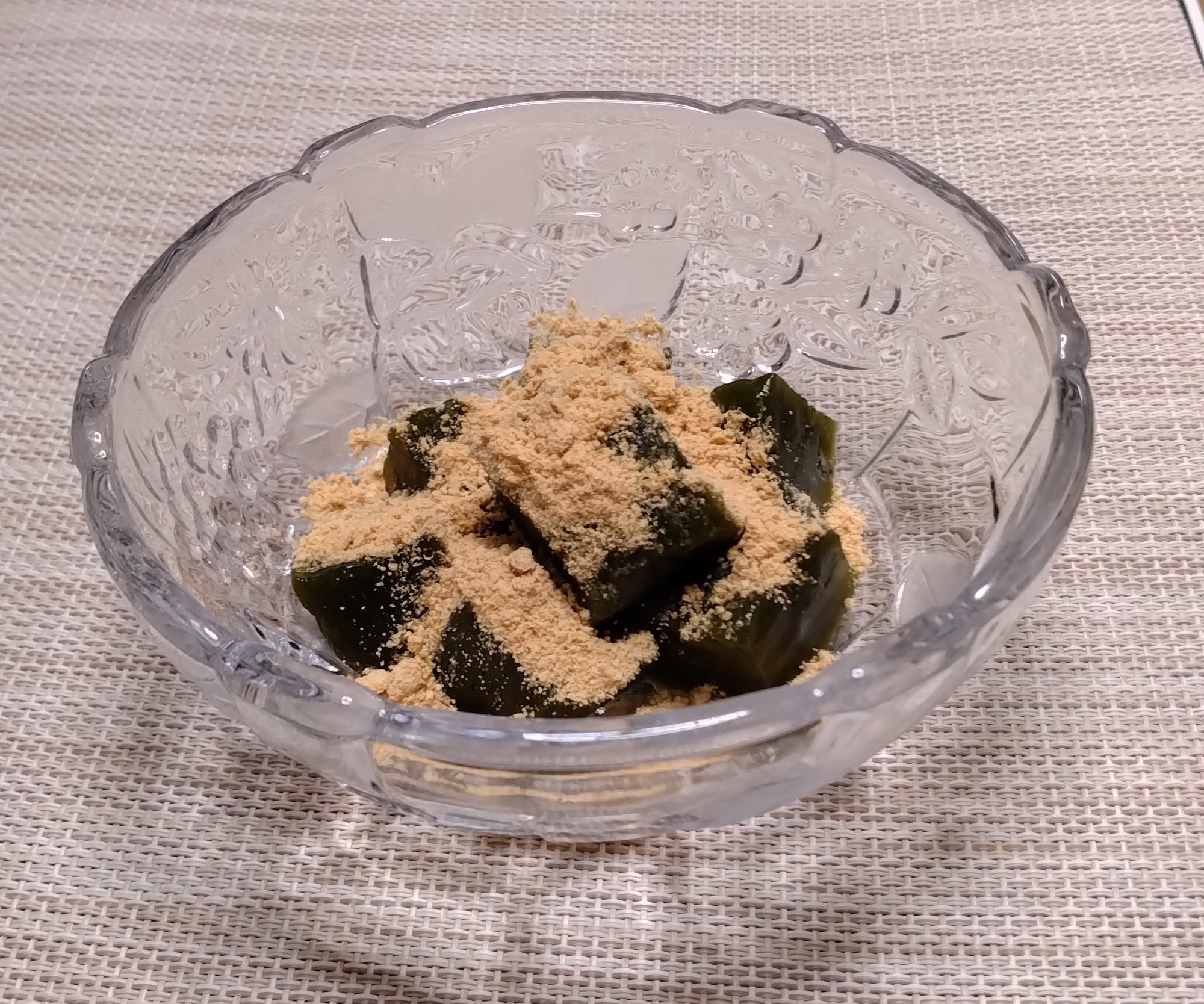 片栗粉と抹茶でわらび餅