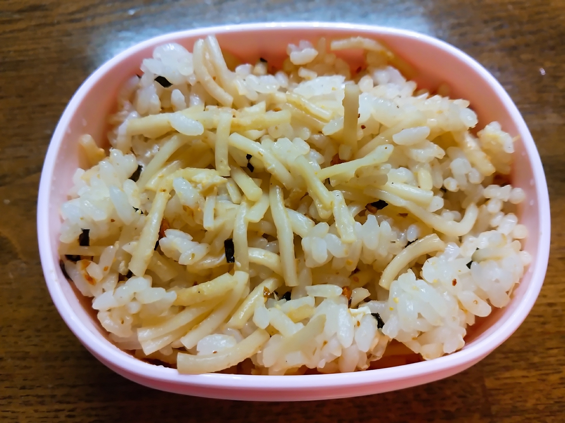 素麺と釜玉ふりかけの炒めご飯