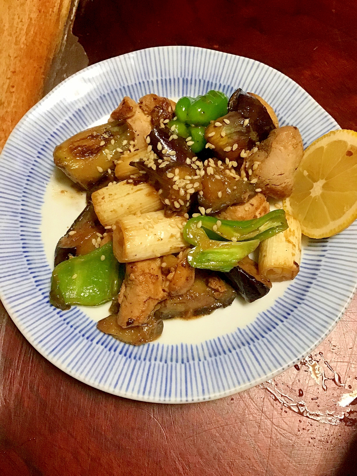 豚の味噌漬けとナスとネギとピーマンの炒めもの。