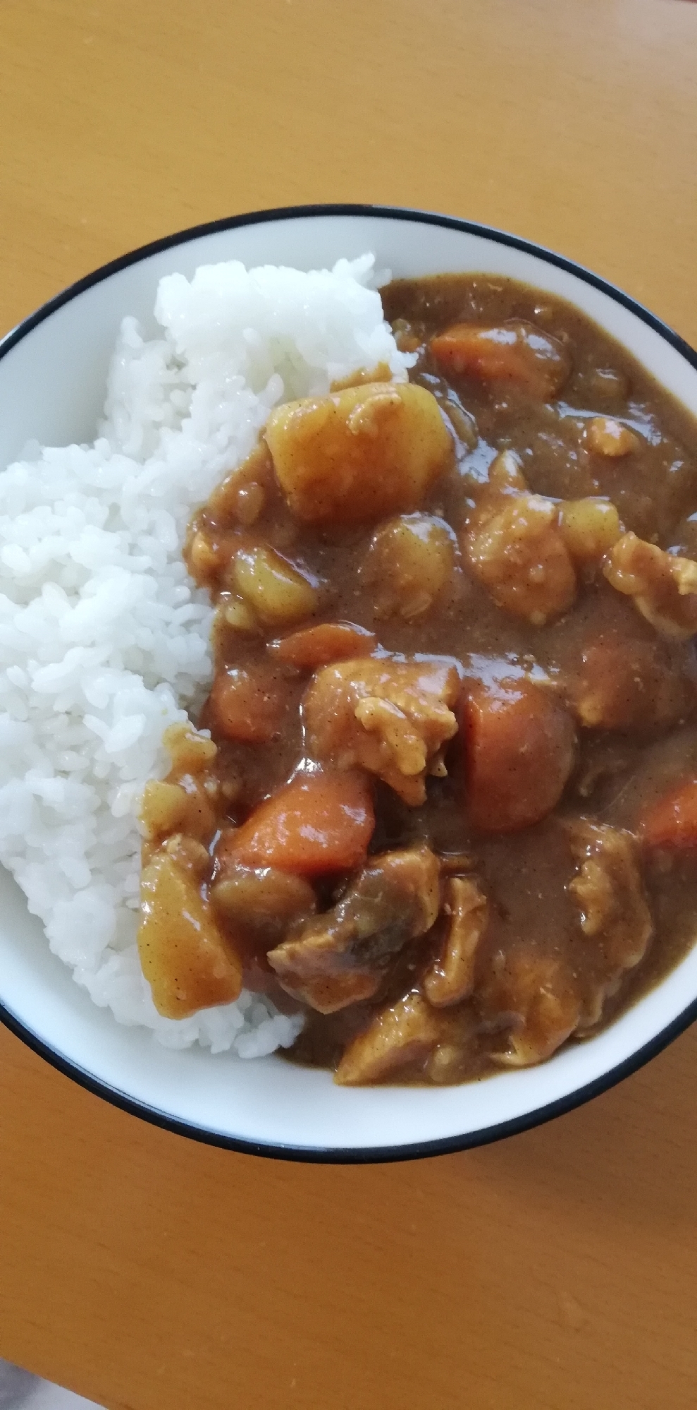 ゴロゴロ野菜のチキンカレー