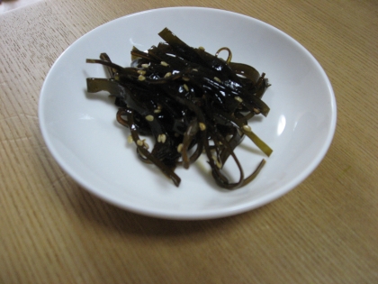 だしを取った昆布で　remake　ごま昆布