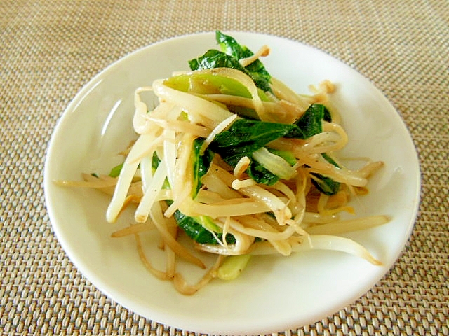 もやしと小松菜とエノキタケのキムチ味炒め♪