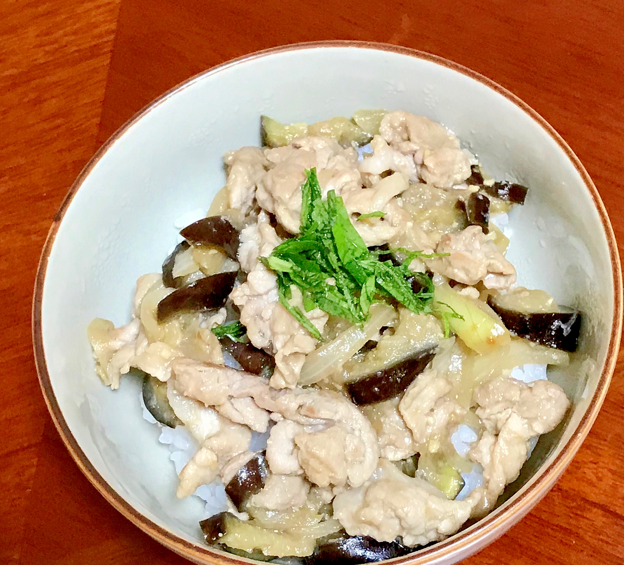 豚の茄子味噌丼