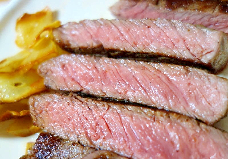 失敗しない牛ステーキの焼き方 慌てないでじっくりと レシピ 作り方 By キリンu 楽天レシピ 失敗しない牛ステーキの焼き方 慌てないでじっくりと レシピ 作り方 By キリンu 楽天レシピ