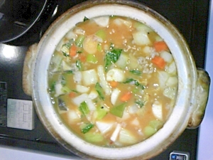 ピリ辛でＨＯＴ☆チンゲンサイたっぷりの坦々雑炊鍋