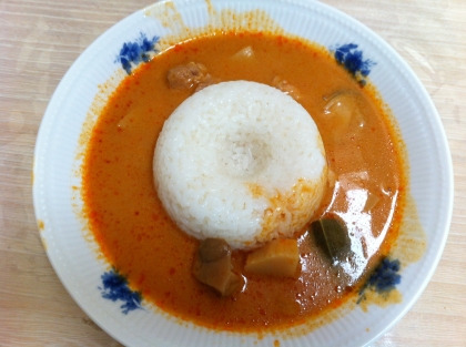 からうま！タイのレッドカレー