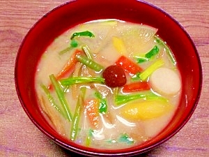 9. 無病息災を願う。七草の納豆汁