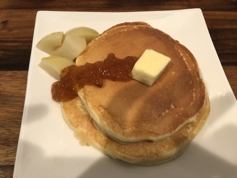 お餅入りパンケーキ