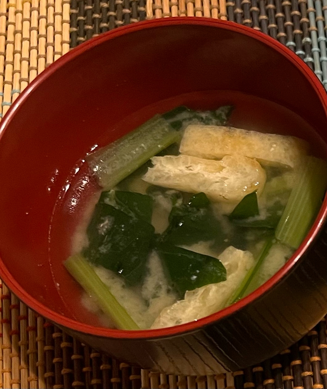 小松菜と揚げの味噌汁