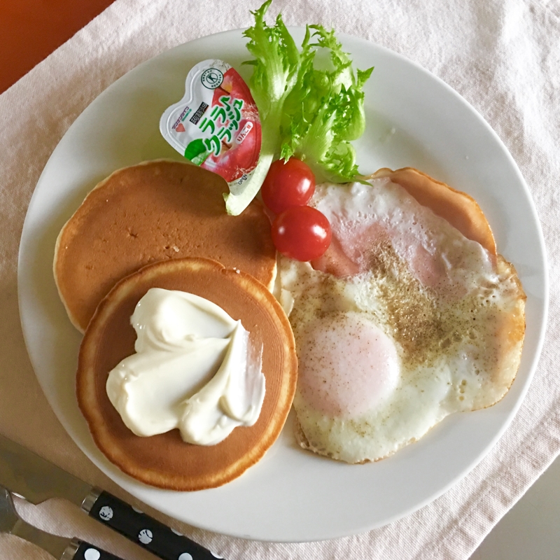 チーズディップホットケーキとハムエッグの朝ご飯 レシピ 作り方 By Kuuuma 楽天レシピ