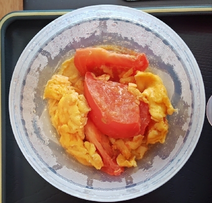 【赤ワインに合う】ふわふわ卵とトマトの中華炒め