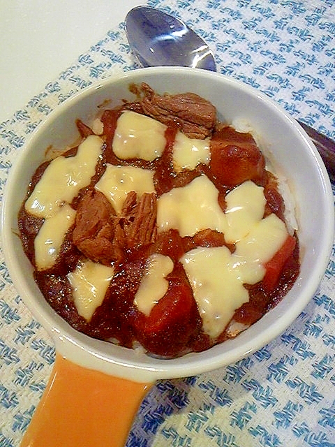 レトルトを豪華に♪ビーフ焼きカレー