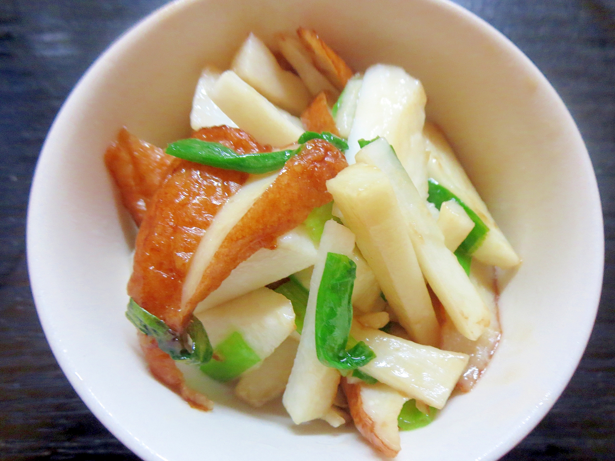 山芋とさつま揚げの胡麻油炒め